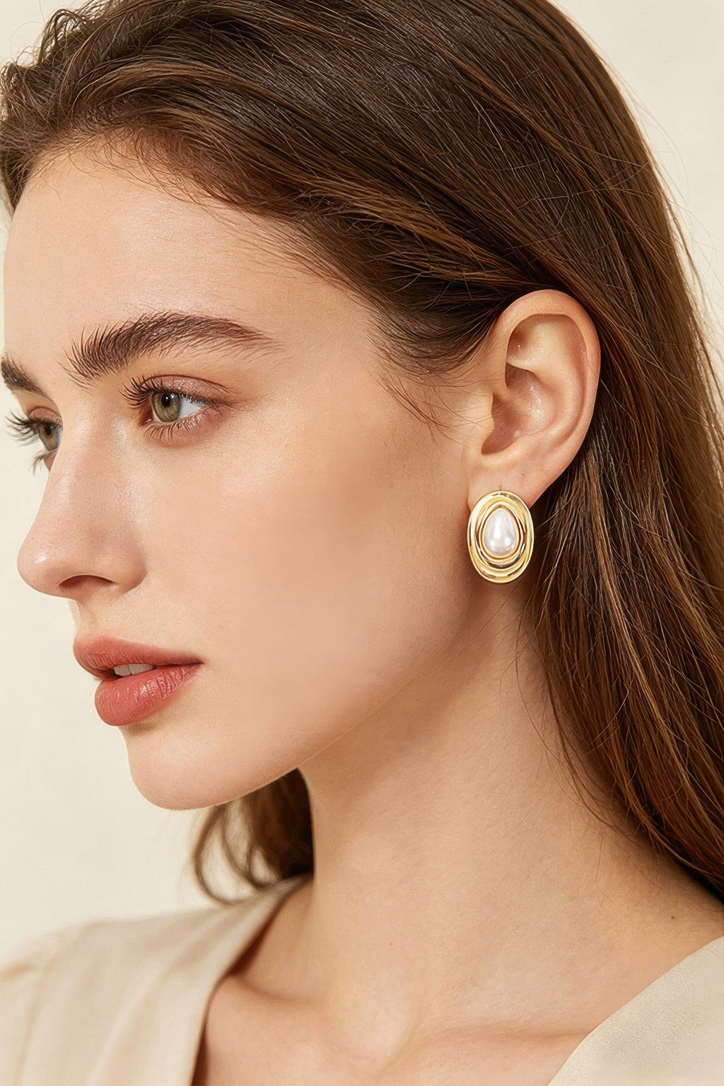 Teardrop Pearl Stud Earrings in Gold
