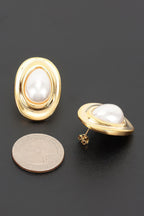 Teardrop Pearl Stud Earrings in Gold, photo 4